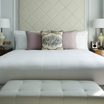 Beige and Purple decor bedroom in the London Marriott Hotel, Park Lane, London